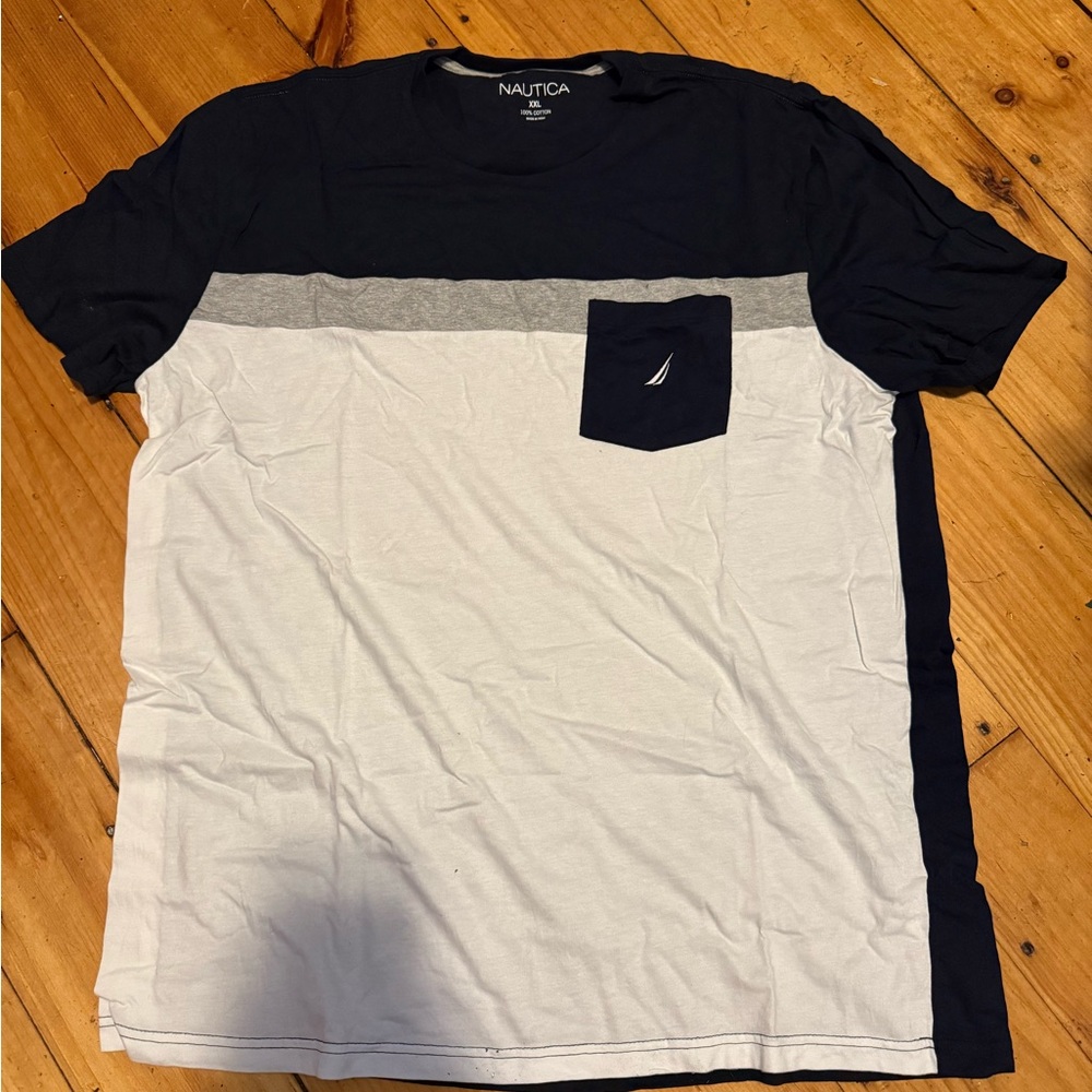Nautica Men's Navy, Gray, and White T-Shirt